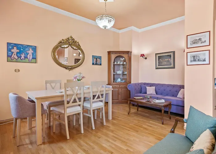 Artistic In Chania * 하니아