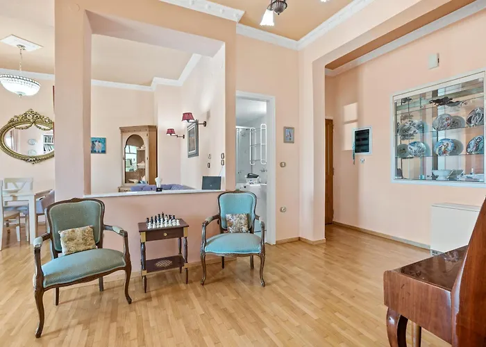 Artistic In Chania 하니아