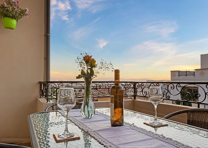 Artistic In Chania La Canea